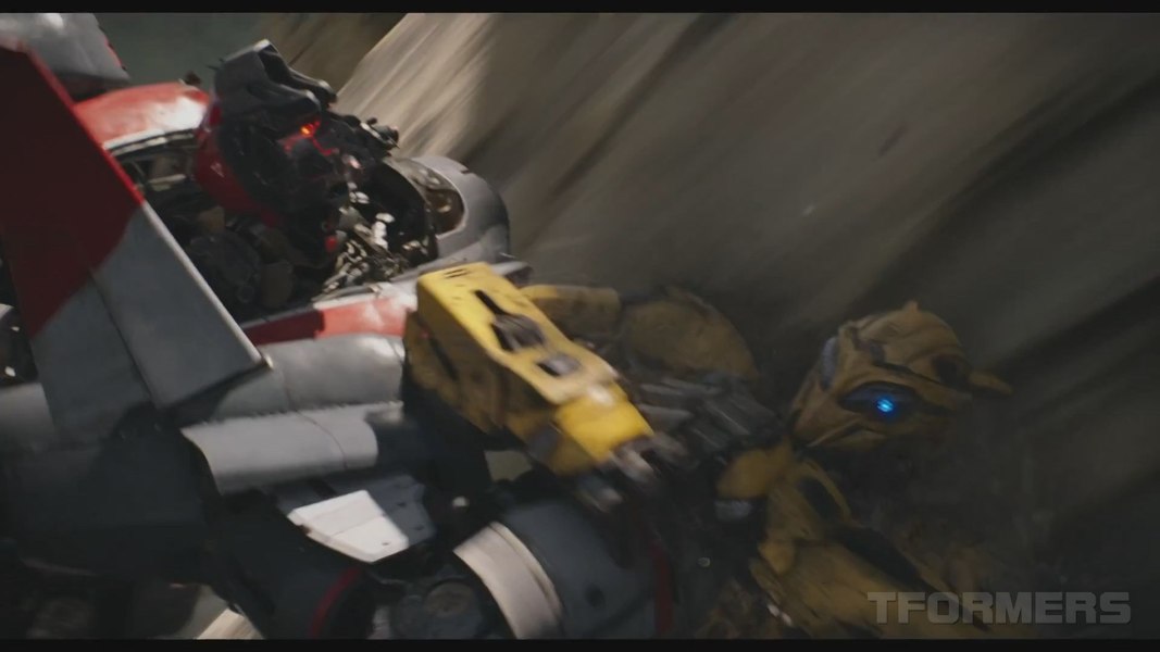 New Bumblebee Movie Trailer HD Screencap Gallery 147 (147 of 176)